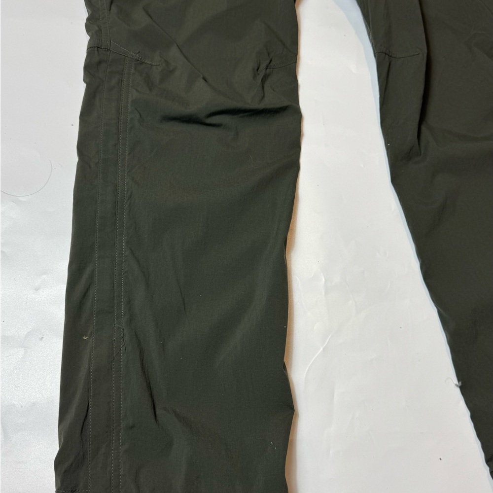REI  pants cargo size 8 convertible - Picture 10 of 12
